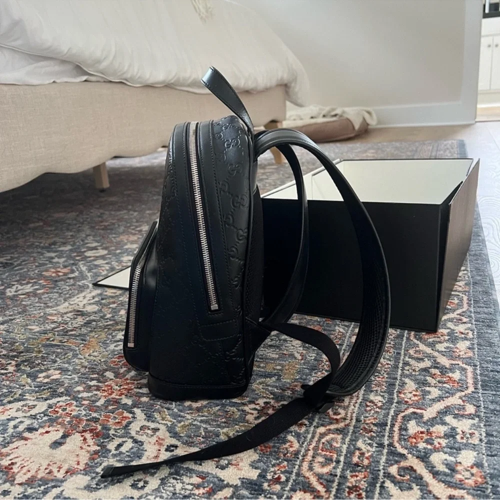 Gucci Black Modern Backpack Sleek Design - Picture 4 of 7